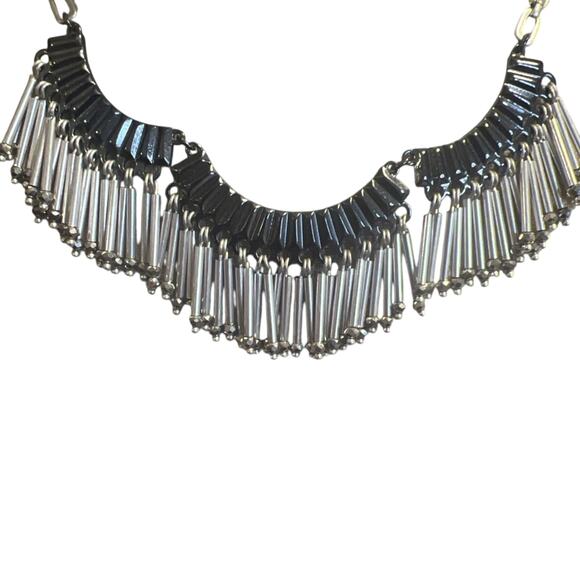 Vtg Stella & Dot Twilight Fringe Necklace old money feminine green Workwear Boho - Picture 3 of 14